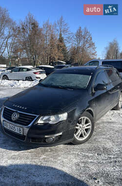 Універсал Volkswagen Passat 2005 в Рівному