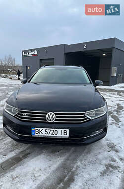 Универсал Volkswagen Passat 2015 в Сарнах