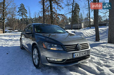 Седан Volkswagen Passat 2012 в Буче