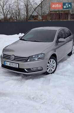 Седан Volkswagen Passat 2013 в Хорошеве