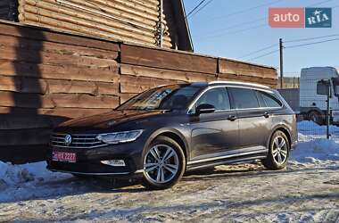Универсал Volkswagen Passat 2020 в Шепетовке