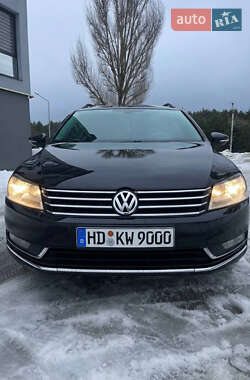 Универсал Volkswagen Passat 2011 в Львове