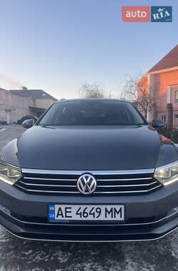 Универсал Volkswagen Passat 2016 в Каменском
