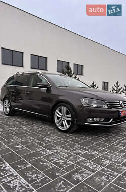 Універсал Volkswagen Passat 2013 в Луцьку