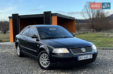 Седан Volkswagen Passat 2002 в Солотвине