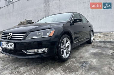 Седан Volkswagen Passat 2015 в Львове