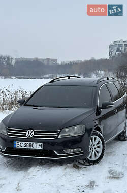 Универсал Volkswagen Passat 2010 в Ровно