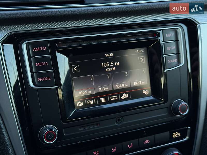 Седан Volkswagen Passat 2015 в Киеве фото 27 Седан Volkswagen Passat 2015 в Киеве