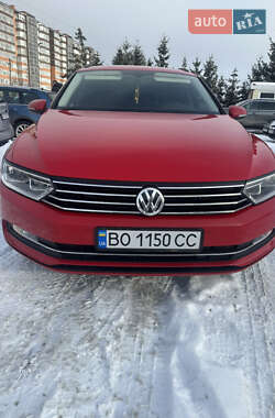Универсал Volkswagen Passat 2015 в Тернополе