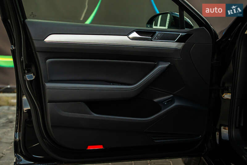 Универсал Volkswagen Passat 2019 в Луцке фото 56 Универсал Volkswagen Passat 2019 в Луцке