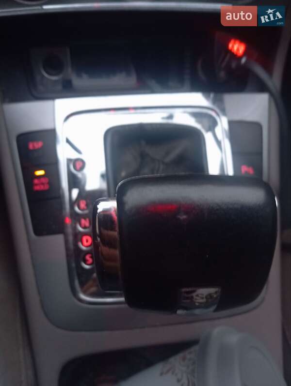 Универсал Volkswagen Passat 2006 в Черновцах