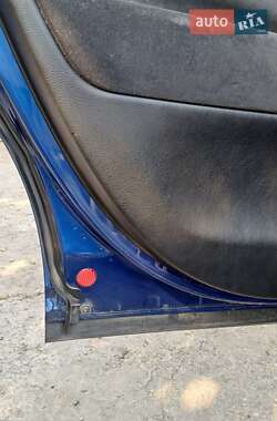 Універсал Volkswagen Passat 2000 в Дніпрі