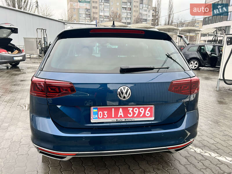 Универсал Volkswagen Passat 2020 в Луцке