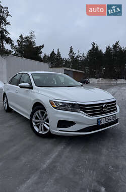 Седан Volkswagen Passat 2020 в Обухове