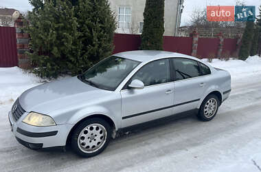 Седан Volkswagen Passat 2004 в Вараші