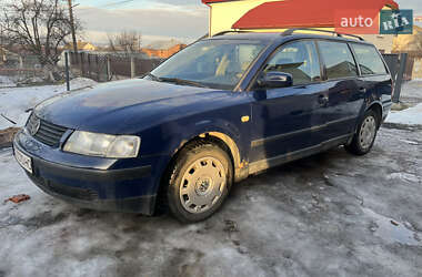 Універсал Volkswagen Passat 1998 в Львові