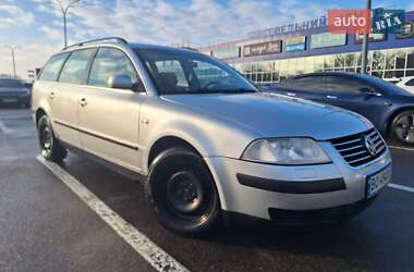 Универсал Volkswagen Passat 2001 в Хмельницком