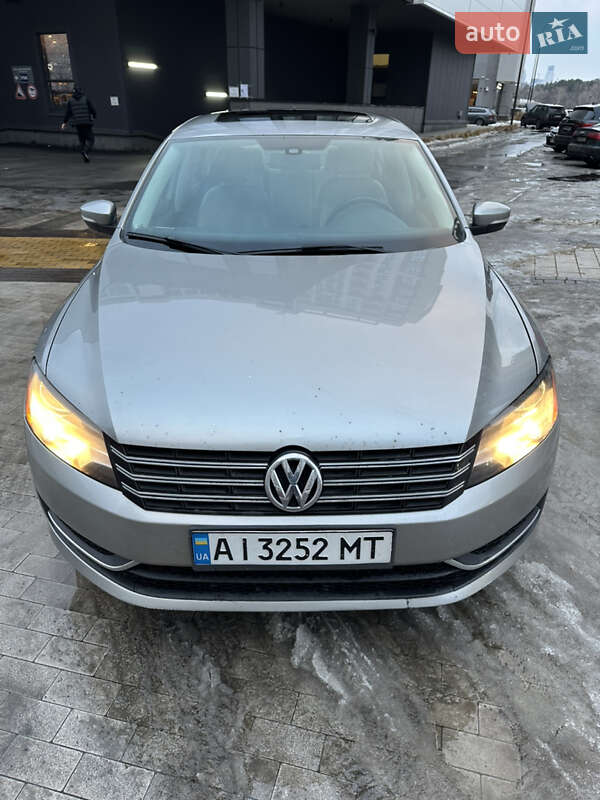 Volkswagen Passat 2012 Volkswagen Passat 2012