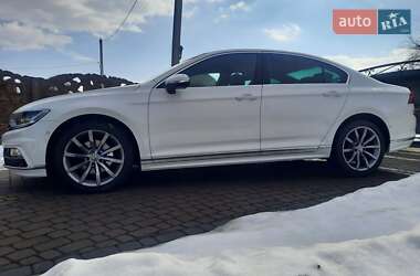Седан Volkswagen Passat 2018 в Стрые
