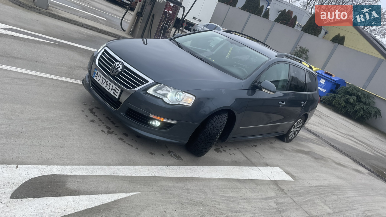 2010 Volkswagen Passat - мініатюра 16
