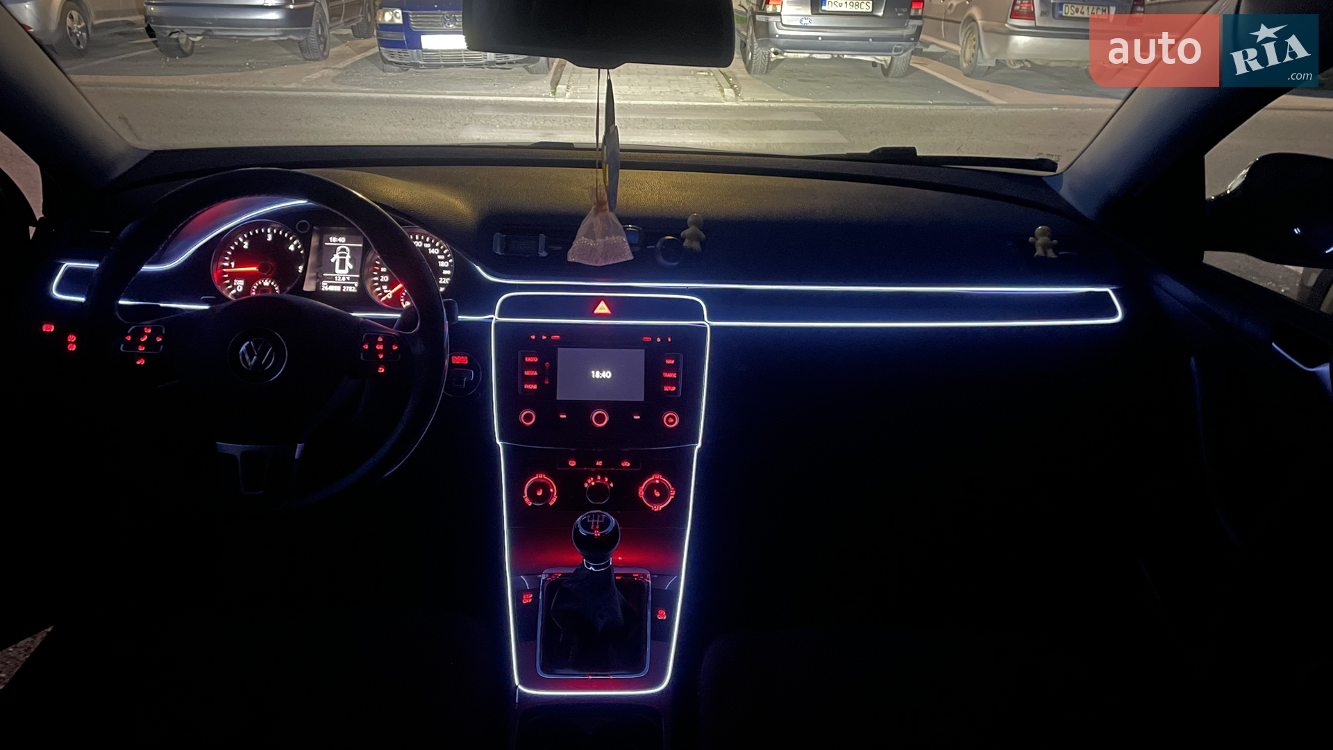 2010 Volkswagen Passat - мініатюра 10