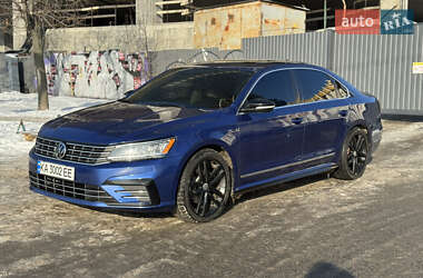 Седан Volkswagen Passat 2016 в Киеве