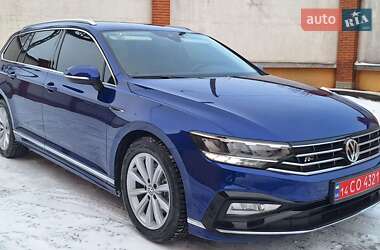 Универсал Volkswagen Passat 2020 в Коломые