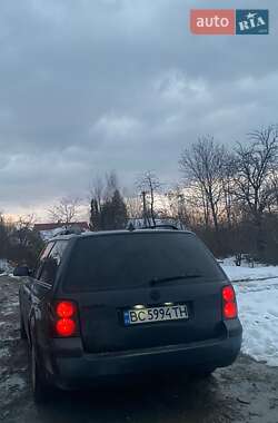 Универсал Volkswagen Passat 2001 в Старом Самборе