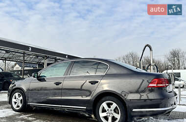 Седан Volkswagen Passat 2011 в Львові