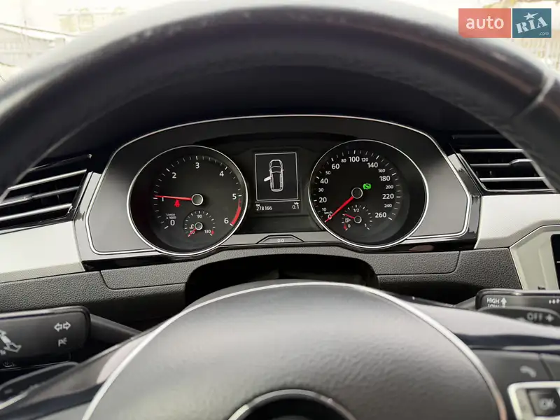 Volkswagen Passat 2017 VIN WVWZZZ3CZJE117175 фото оголошення 82 з 116