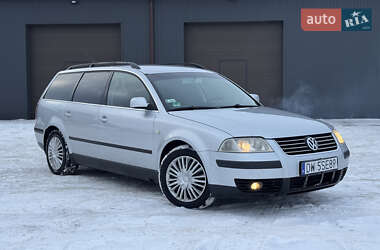 Универсал Volkswagen Passat 2003 в Сарнах