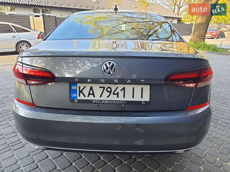 Седан Volkswagen Passat 2020 в Киеве
