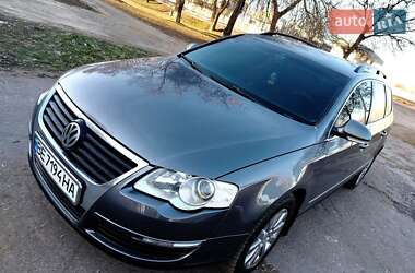 Универсал Volkswagen Passat 2006 в Первомайске