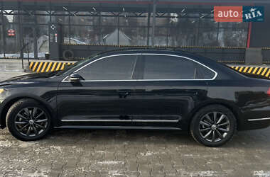 Седан Volkswagen Passat 2016 в Тернополе