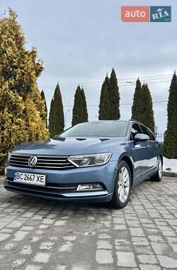 Універсал Volkswagen Passat 2017 в Львові