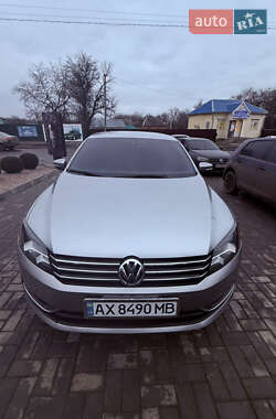 Седан Volkswagen Passat 2013 в Лозовій