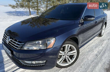 Седан Volkswagen Passat 2014 в Тернополе