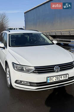Универсал Volkswagen Passat 2015 в Львове