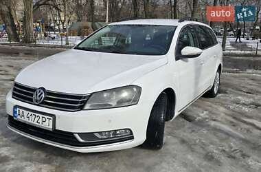 Універсал Volkswagen Passat 2012 в Києві