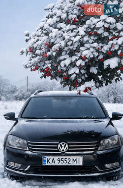 Универсал Volkswagen Passat 2011 в Киеве
