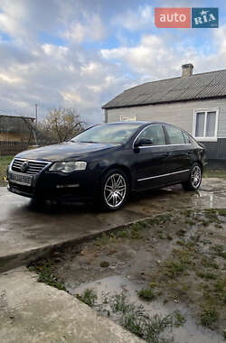 Седан Volkswagen Passat 2007 в Ковелі