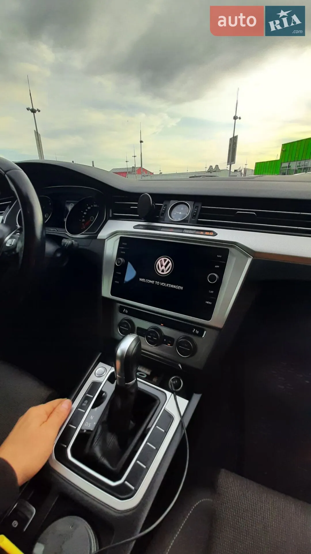 Volkswagen Passat 2018 VIN WVWZZZ3CZJE152308 фото оголошення 24 з 44