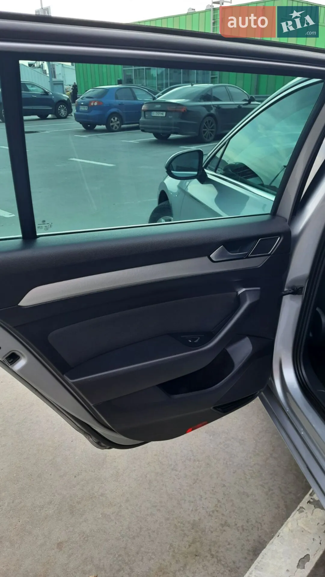 Volkswagen Passat 2018 VIN WVWZZZ3CZJE152308 фото оголошення 29 з 44