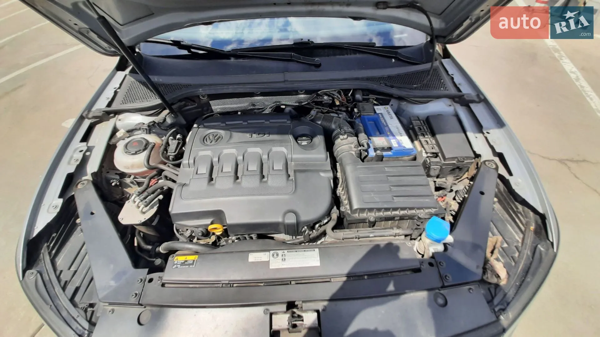 Volkswagen Passat 2018 VIN WVWZZZ3CZJE152308 фото оголошення 37 з 44