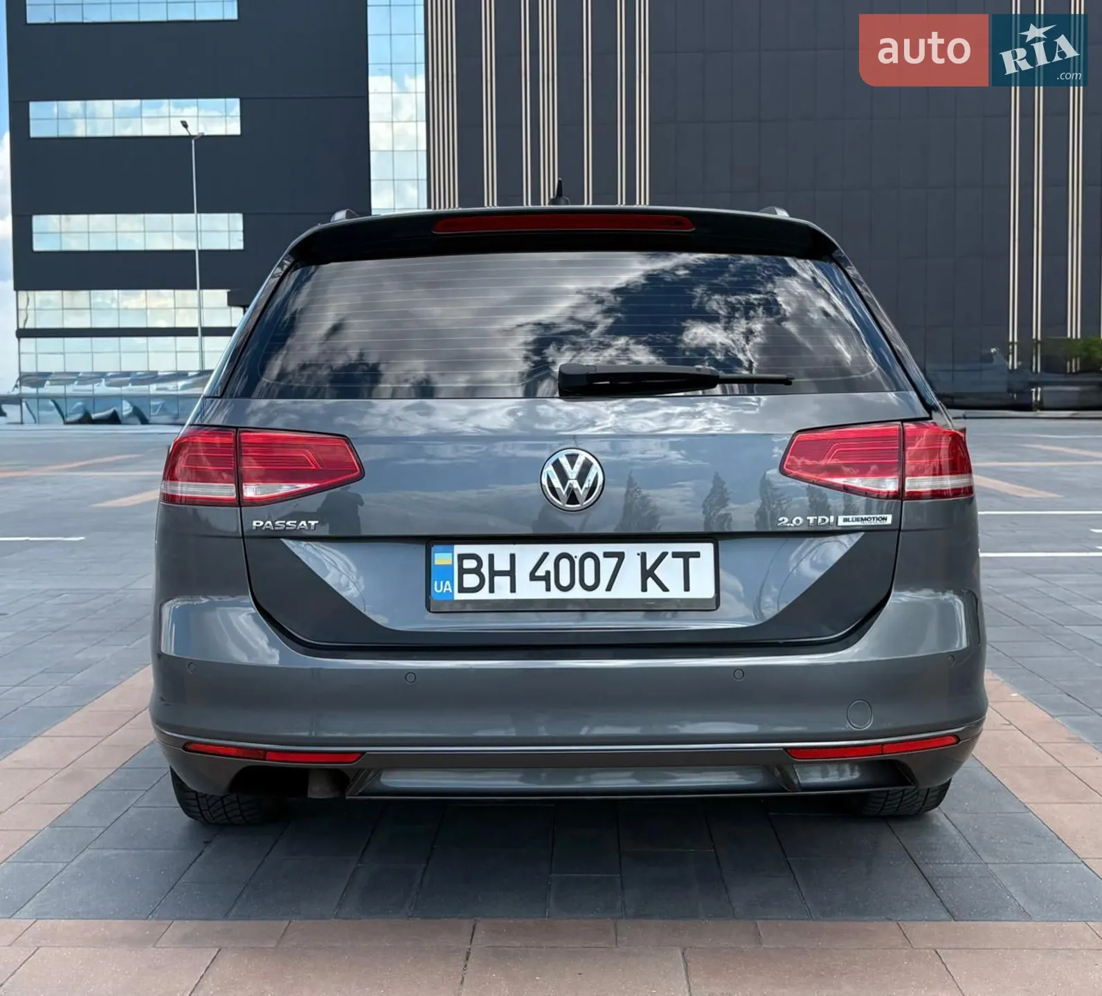 2016 Volkswagen Passat - мініатюра 8