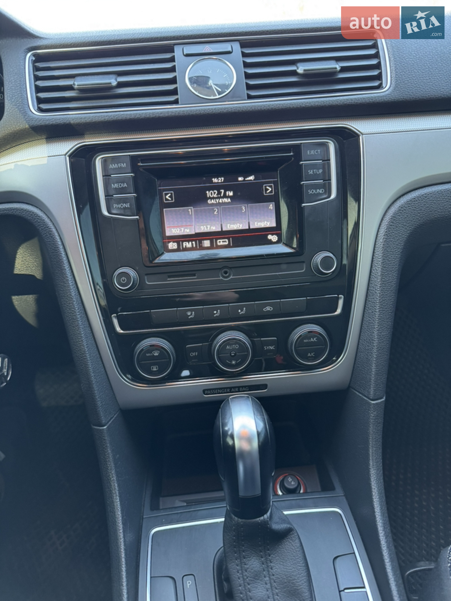 2016 Volkswagen Passat - мініатюра 14