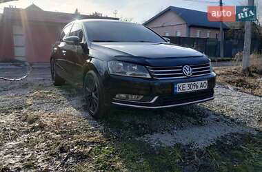 Седан Volkswagen Passat 2013 в Дніпрі