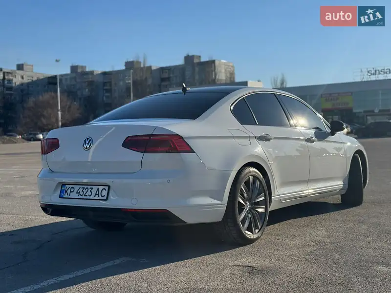 Volkswagen Passat 2020 VIN WVWZZZ3CZME029131 фото оголошення 2 з 59