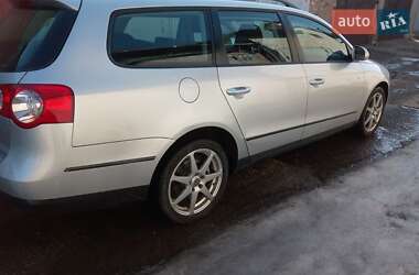 Универсал Volkswagen Passat 2006 в Луцке