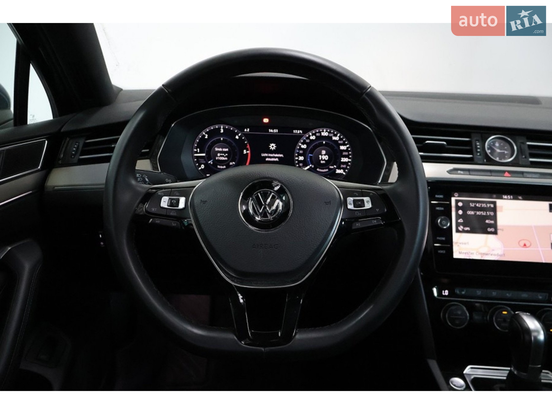 2017 Volkswagen Passat - мініатюра 12